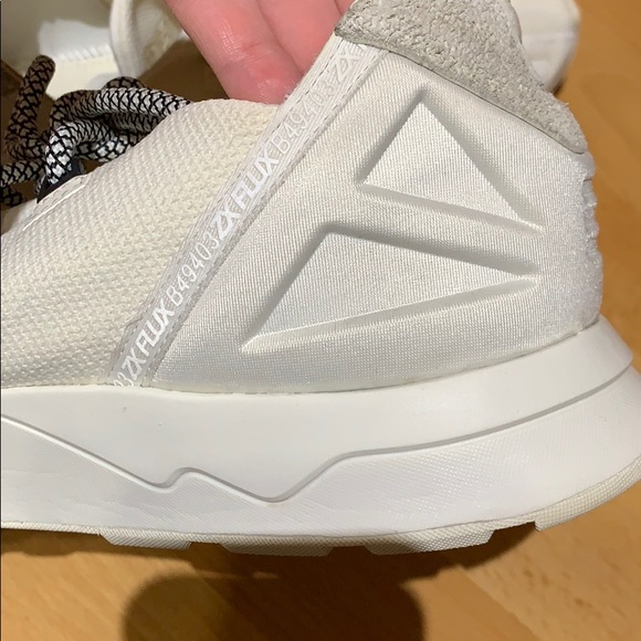 Adidas shoes - Picture 9 of 14